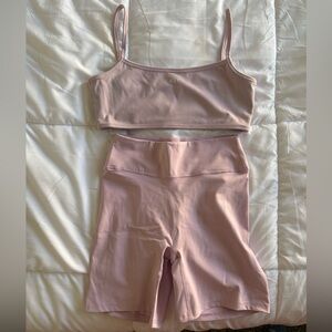 437 matching pink active set